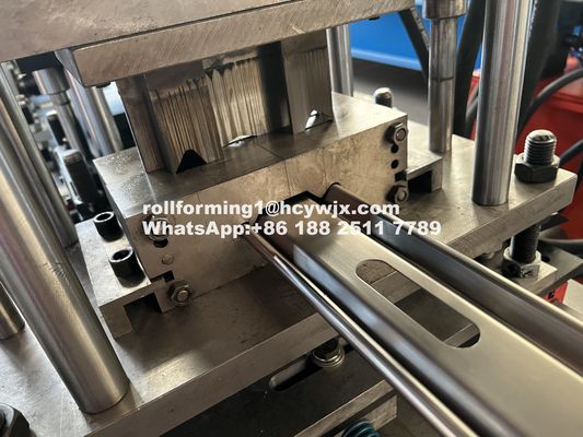 Kalite  Customizable Shutter Door Roll Forming Machine For Your Unique Manufacturing Needs fabrika