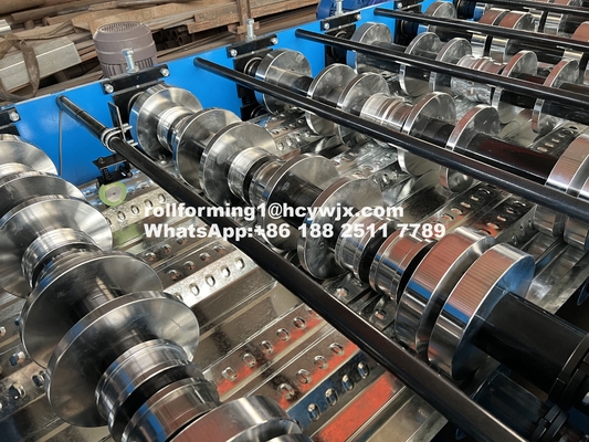 Hidrolik 11 11 5.5KW Motorlu Zemin Güvertesi Rulo Yapım Makinesi 8-12m/min Hız PLC Kontrol Sistemi ile
