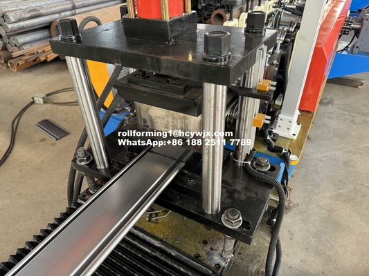 6.5mx1mx1.4m Custom Profiller ve Çeşitli Genişlik için Rol Kapı Rulo Formasyon Makinesi