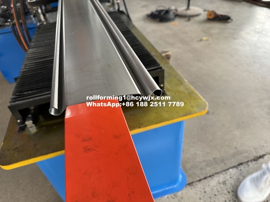 6.5mx1mx1.4m Custom Profiller ve Çeşitli Genişlik için Rol Kapı Rulo Formasyon Makinesi