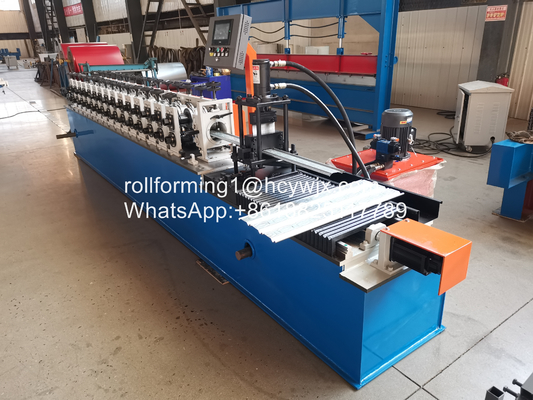Cr12 kesme bıçağı malzemesi ile Hızlı Kapı Çaprazı Rulo Yapım Makinesi