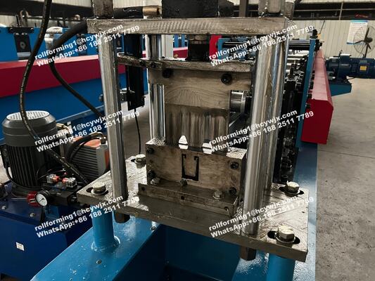 Bölmeli Garaj Kapısı Kılavuz Rayı Palet Sürgülü Rulo Şekillendirme Makinesi