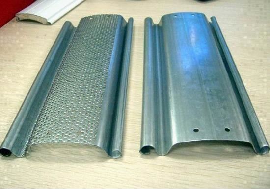 0.5 - 1.2mm Thickness Shutter Door Slat Steel Roll Forming Machine 5 - 15 m / min Speed