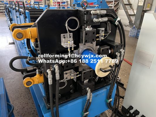 5.5kw Motor Gücü Düşük Spout Makine Delta PLC Verimli üretim