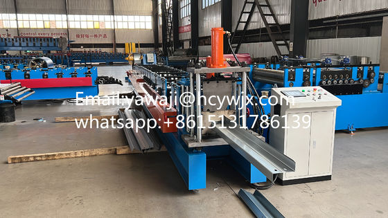 7.5KW Zincir Sürücü Özelleştirilebilir Otomatik CZ Purlin Üretim Makinesi