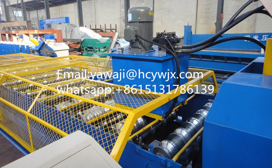 Dayanıklı Zincir Sürücü Trapezoidal Renkli Camlı Çatı Plakası Rulo Formasyon Makinesi