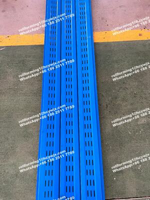 PLC Kontrollü Spandrel Renkli Kaplı Duvar Paneli Rulo Formasyon Makinesi 0.3-0.6mm Kalınlığı ve 15 Satırlı Roller